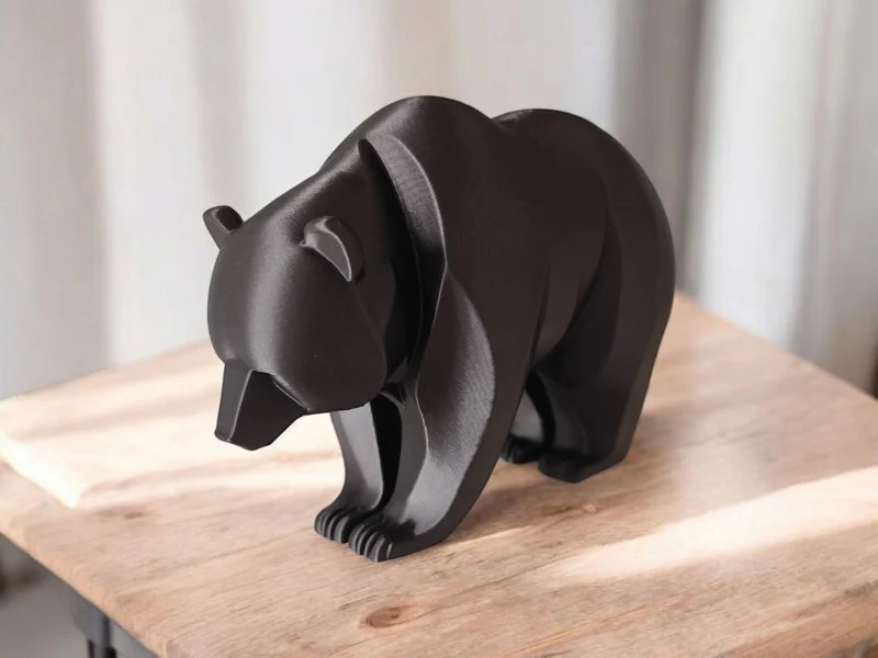 Sculpture d'ours minimaliste au design moderne