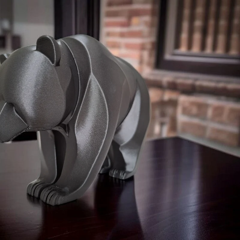 Sculpture d'ours minimaliste au design moderne