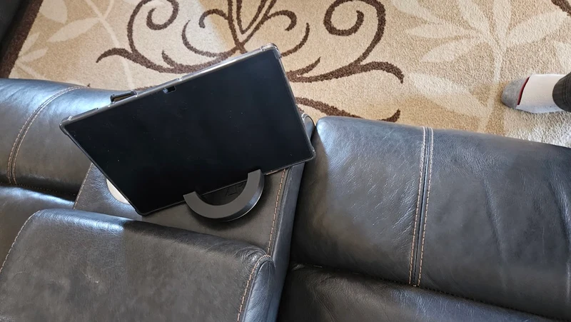 Porte-gobelet pour tablette et téléphone