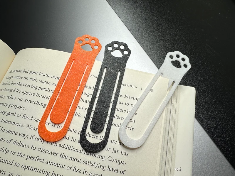 Marque-page patte de chat mignon pour les amoureux des livres