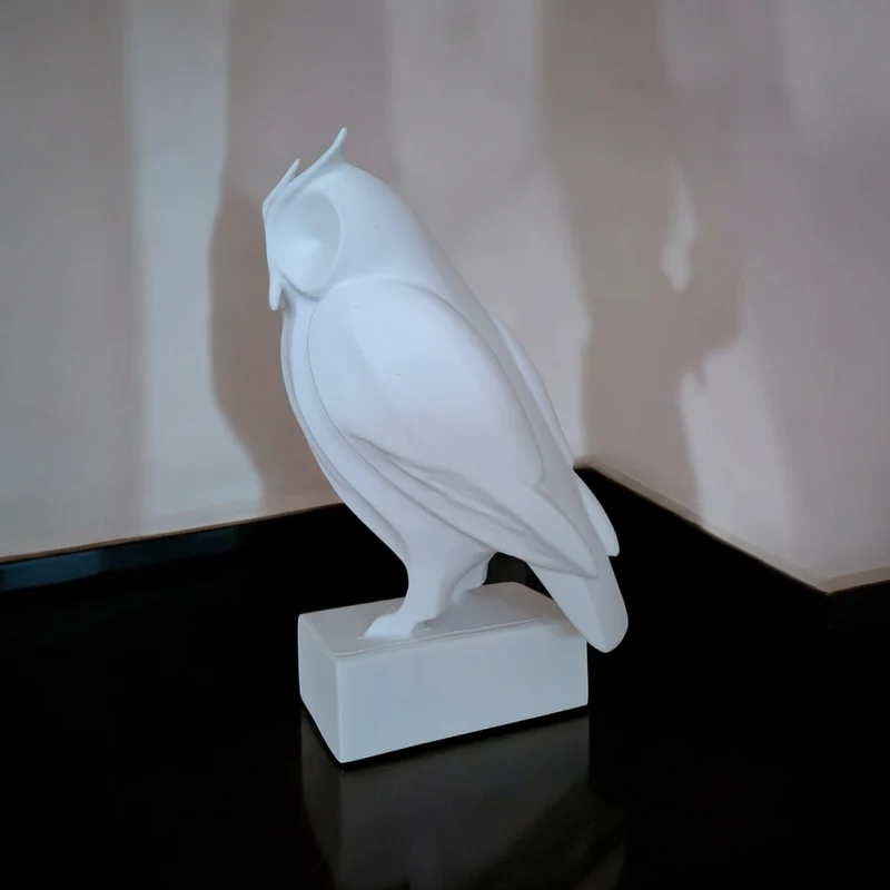 Sculpture de hibou moderne et minimaliste pour la maison