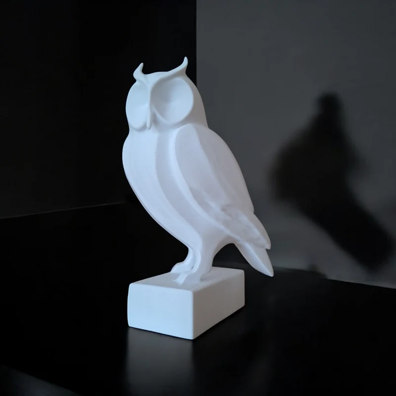 Sculpture de hibou moderne et minimaliste pour la maison