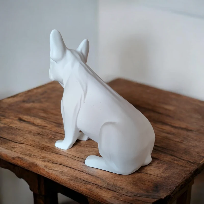 Sculpture minimaliste de bouledogue français