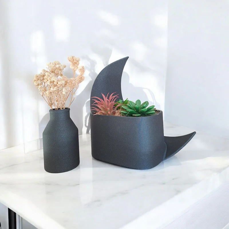 Pot en demi-lune décoratif et vase assorti