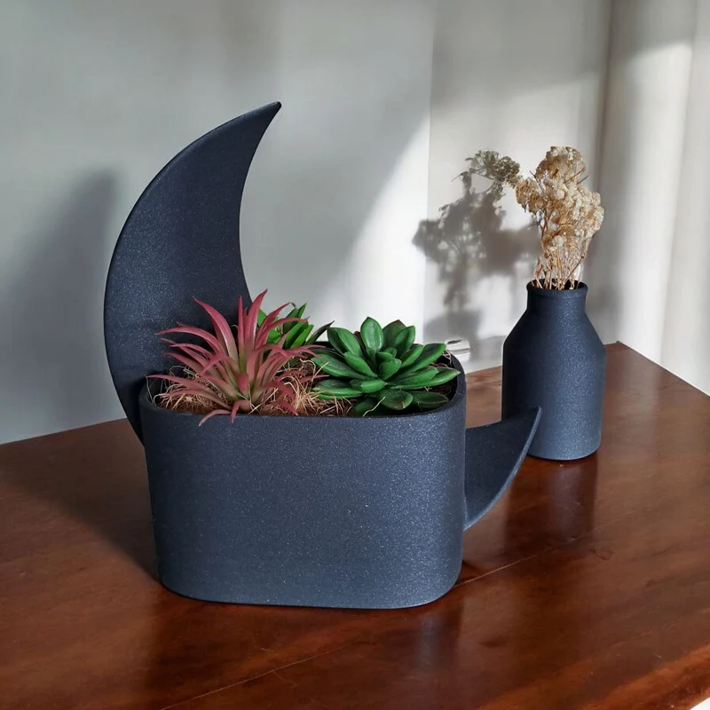 Pot en demi-lune décoratif et vase assorti