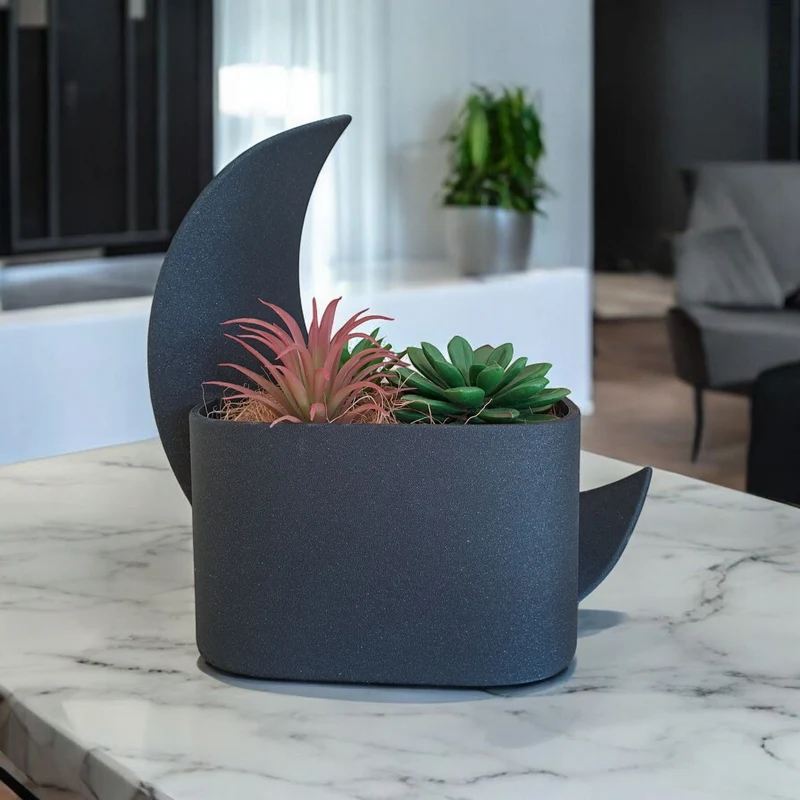 Pot en demi-lune décoratif et vase assorti