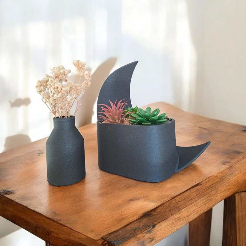 Pot en demi-lune décoratif et vase assorti