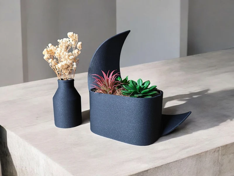 Pot en demi-lune décoratif et vase assorti