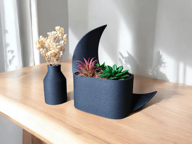 Pot en demi-lune décoratif et vase assorti