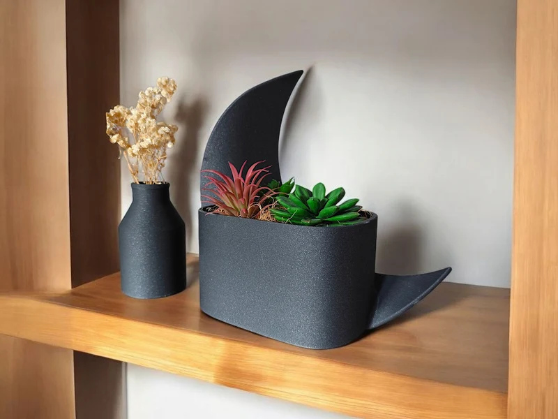 Pot en demi-lune décoratif et vase assorti