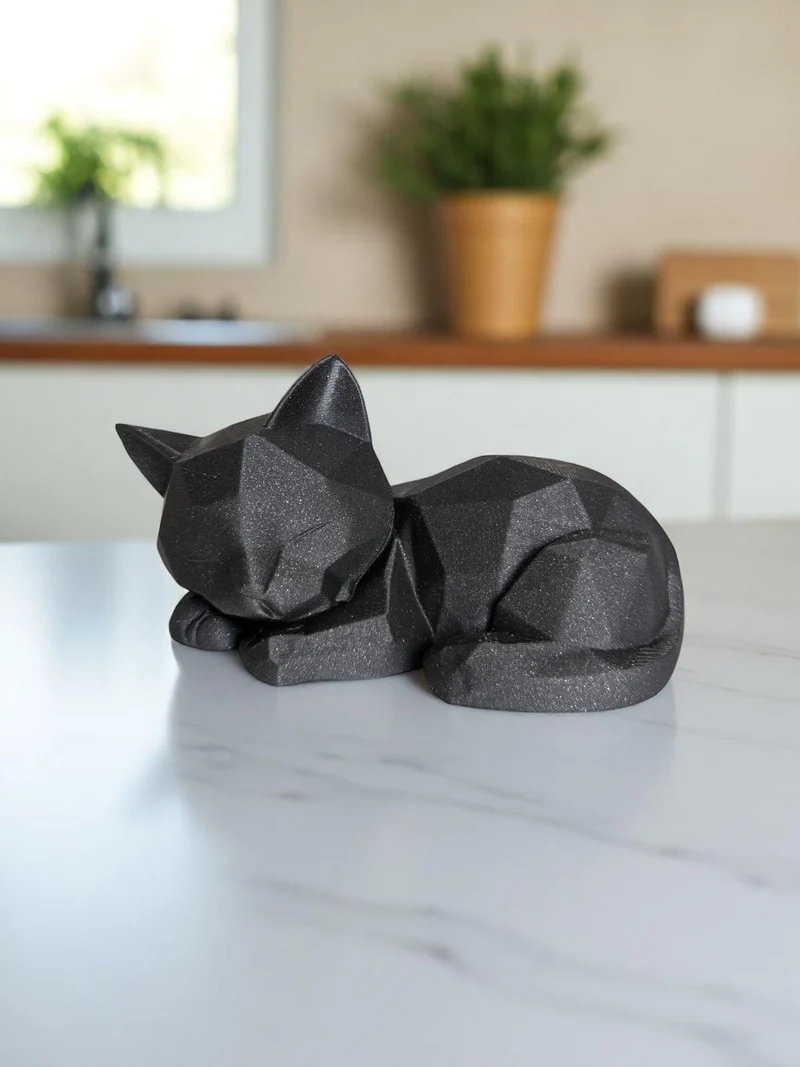 Mignon chat endormi en design Low-Poly