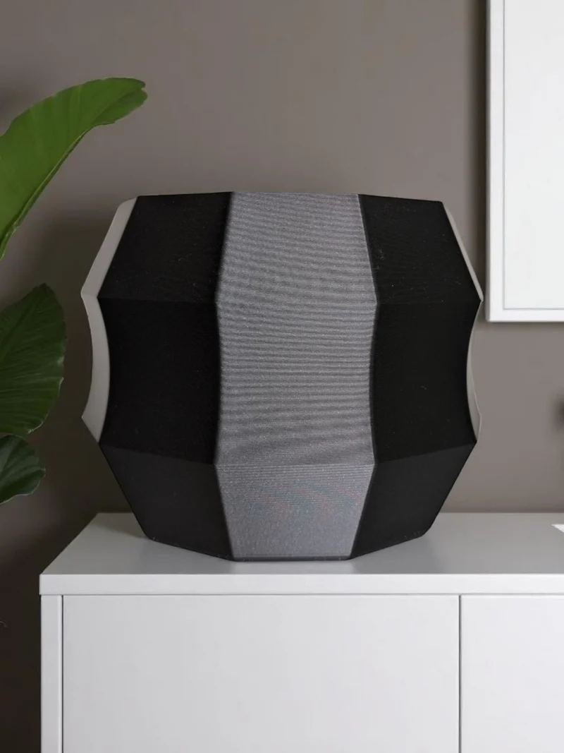 Pot de fleurs décagonal moderne au design minimaliste
