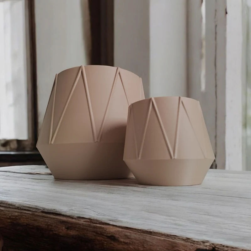 Pot de fleurs moderne GeoBloom avec design géométrique