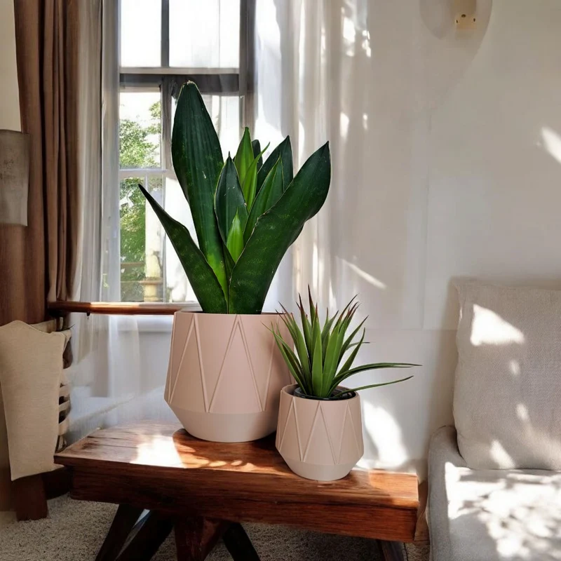 Pot de fleurs moderne GeoBloom avec design géométrique
