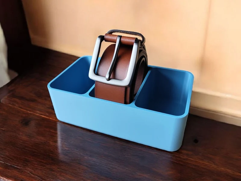 Porte-ceintures pratique pour l'organisation de la garde-robe