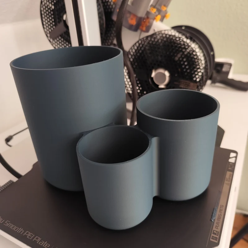Porte-ustensiles de cuisine moderne avec trois pots