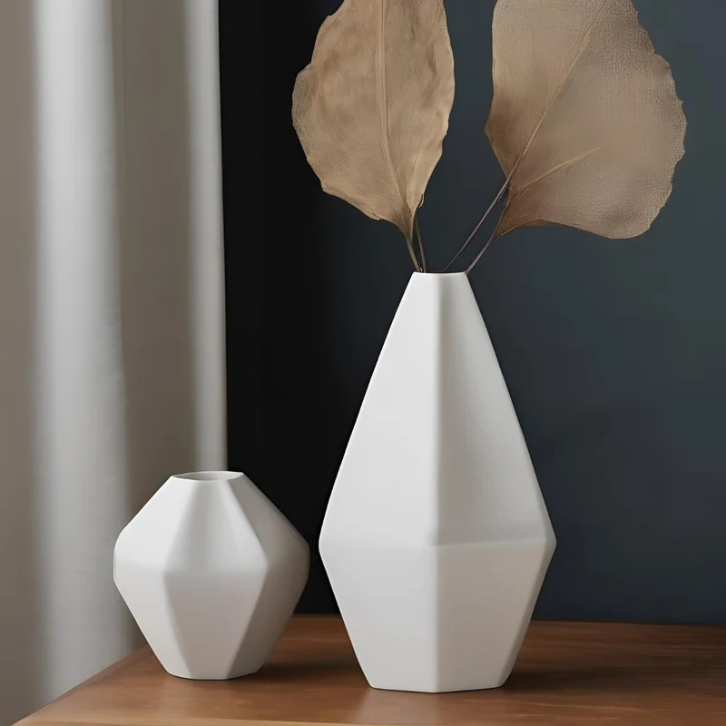 Ensemble de deux vases octogonaux modernes