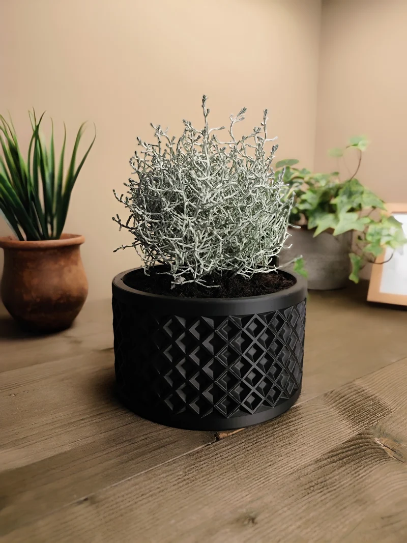 Pot de fleurs géométrique moderne avec carrés inclinés