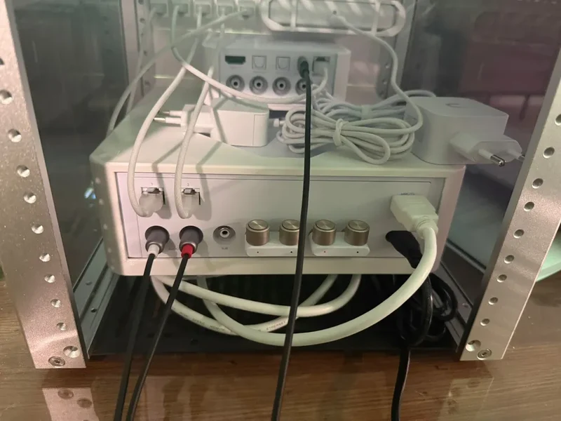 Support de rack 2U 10 pouces pour UniFi PowerAmp