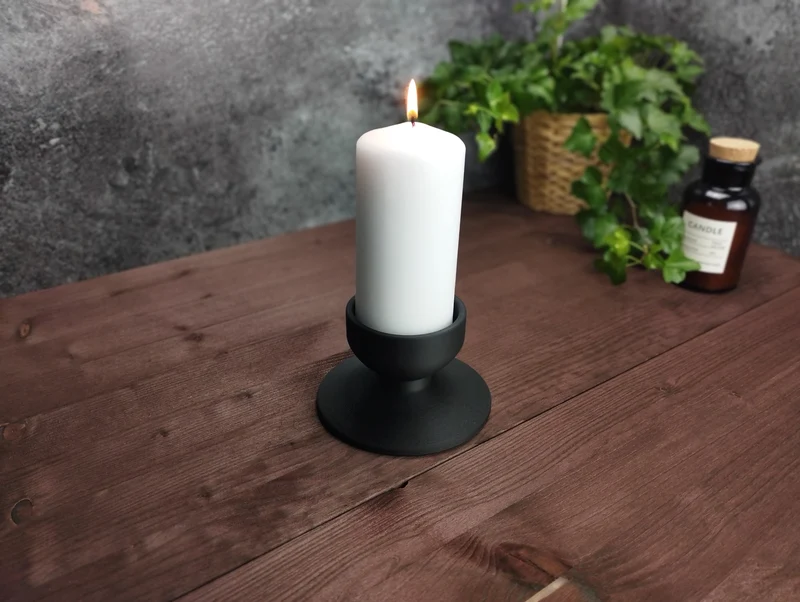 Bougeoir minimaliste pour bougies de 60 mm