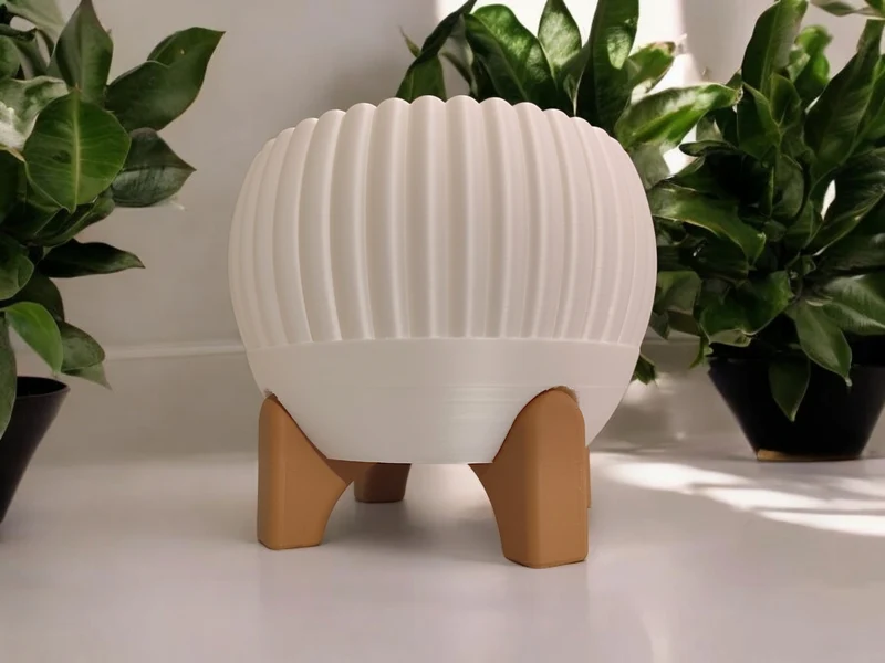 Cache-pot avec pieds Luma Mid-Century