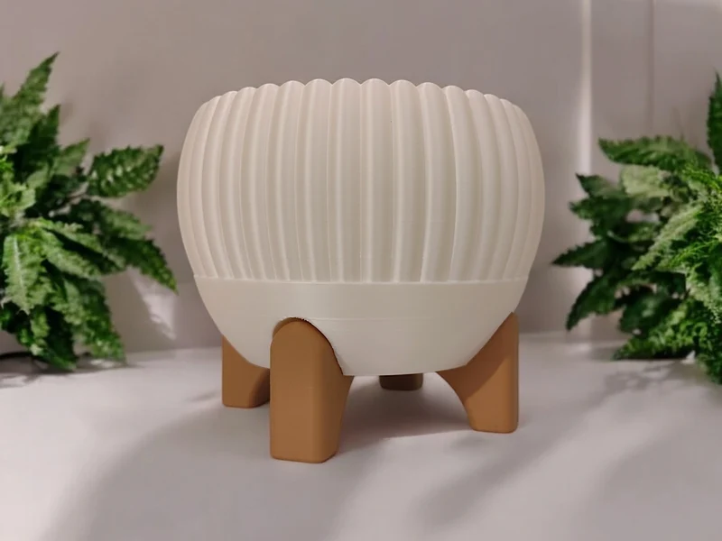 Cache-pot avec pieds Luma Mid-Century