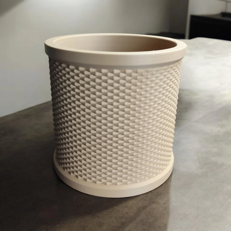Cache-pot en rotin rétro style Mid-Century