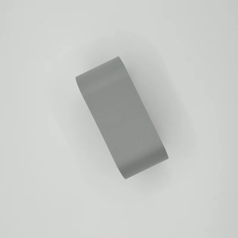 Porte-collier élégant pour l'organisation des bijoux
