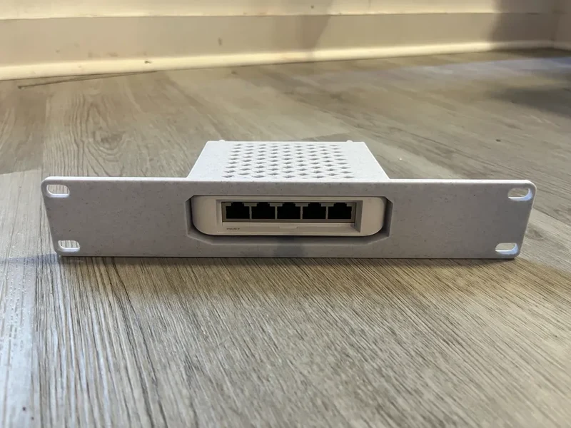 Support de rack 10 pouces pour UniFi USW-Flex