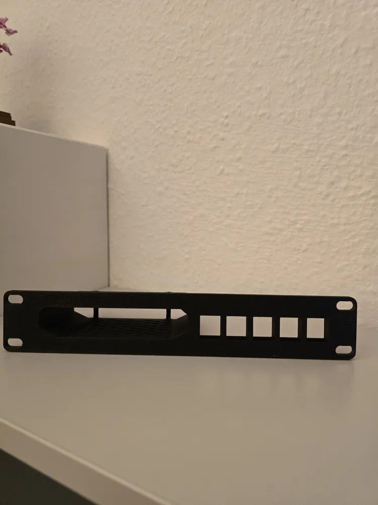 Support de rack pour Unifi USW-Flex-Mini avec ports keystone