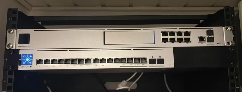 Support de rack 19 pouces pour Unifi USW-Pro-Max-16-PoE