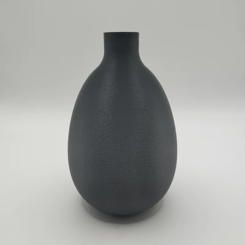 Vase design incurvée moderne pour la maison