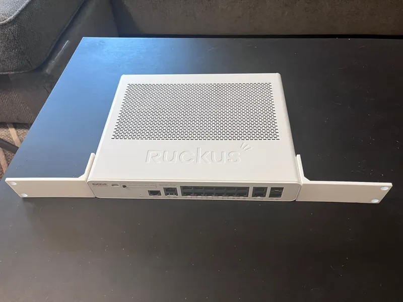 Support de rack pour Ruckus ICX 7150-C12P