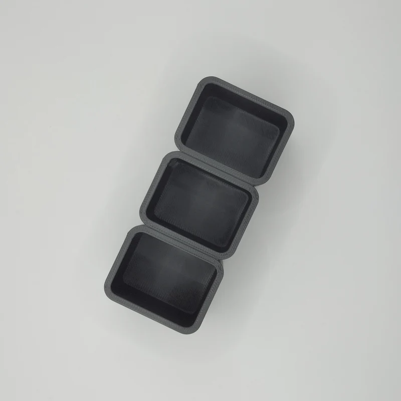 Porte-couverts moderne et pratique avec trois compartiments