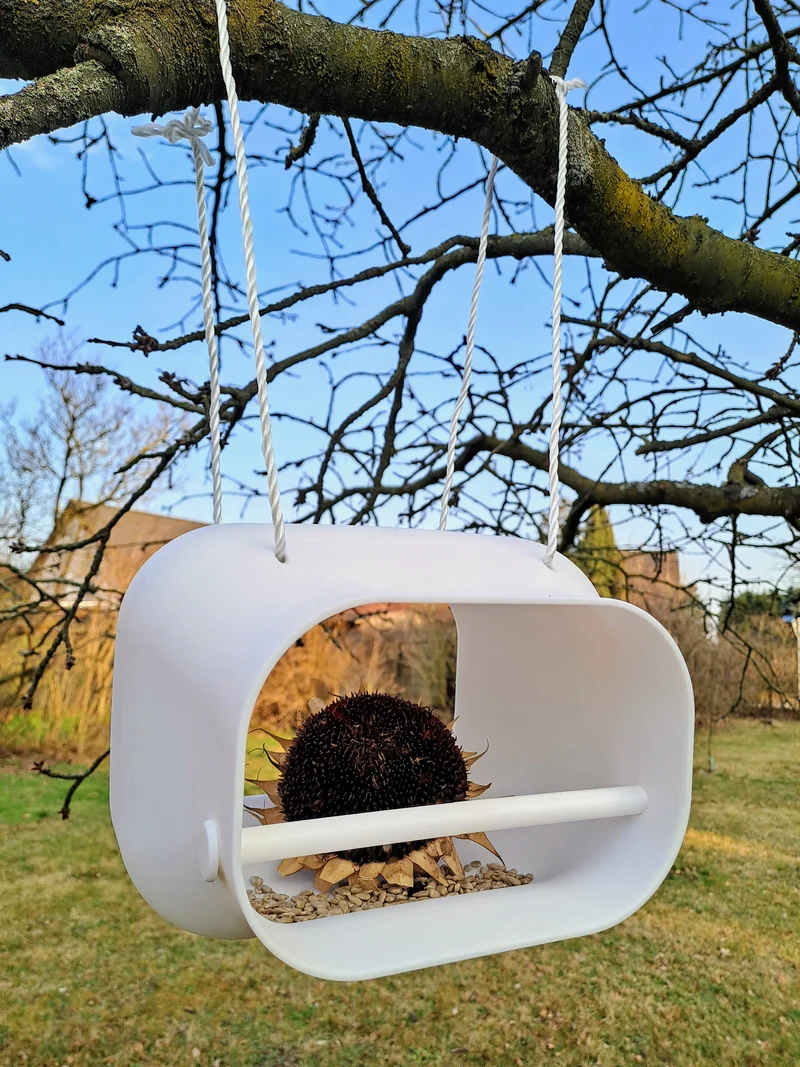 Station de nourrissage pratique pour oiseaux à suspendre dans le jardin