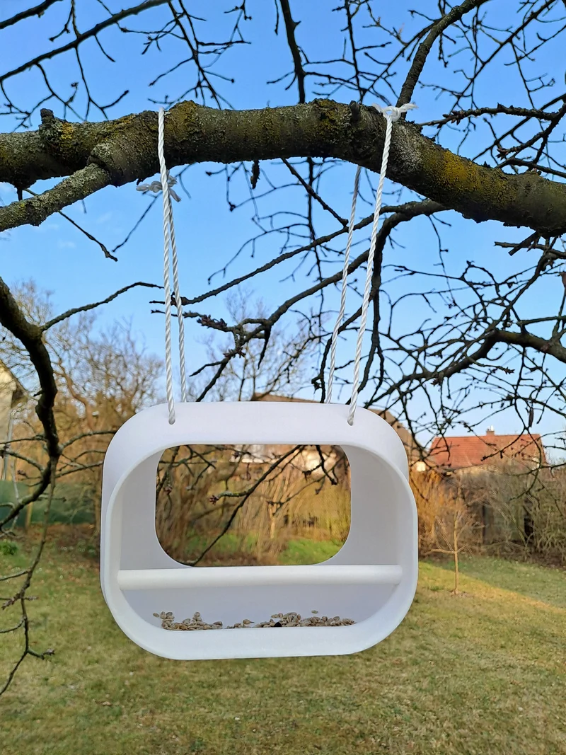 Station de nourrissage pratique pour oiseaux à suspendre dans le jardin