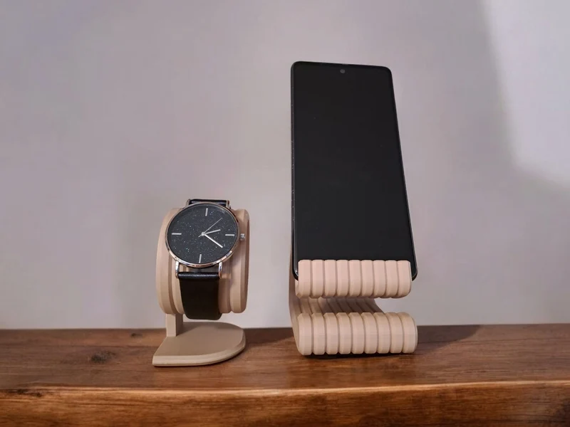 Ensemble avec support pour téléphone et montre connectée