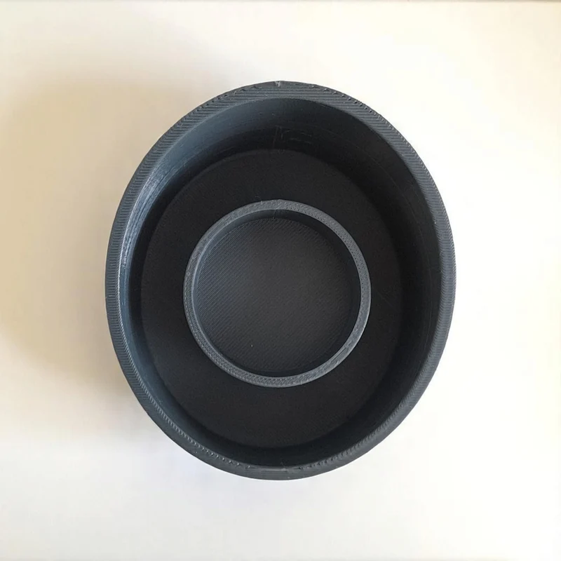 Bougeoir moderne en forme d'ellipse avec bord incliné