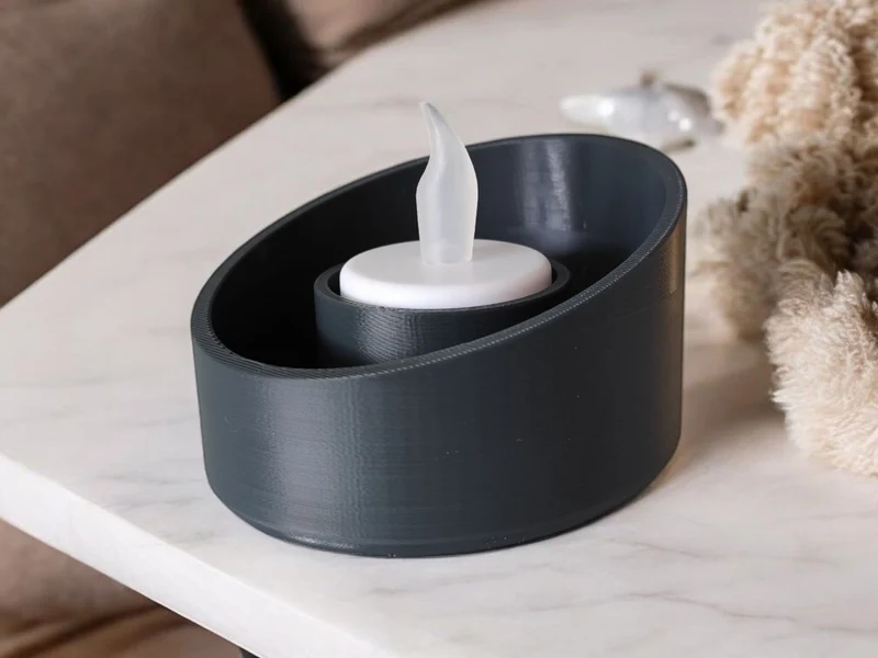 Bougeoir moderne en forme d'ellipse avec bord incliné