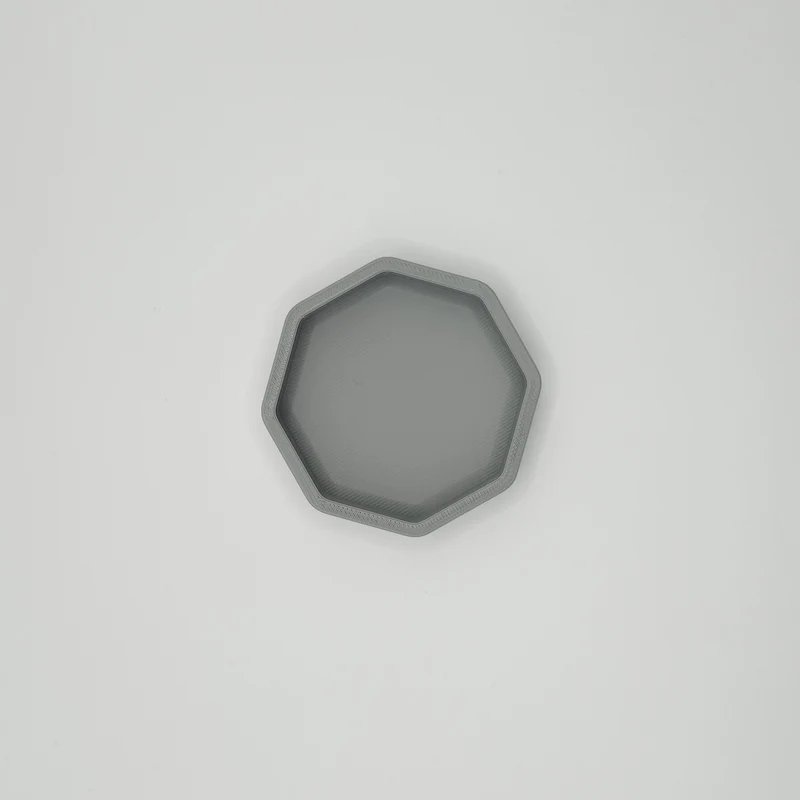 Vide-clé octogonal minimaliste pour un rangement pratique