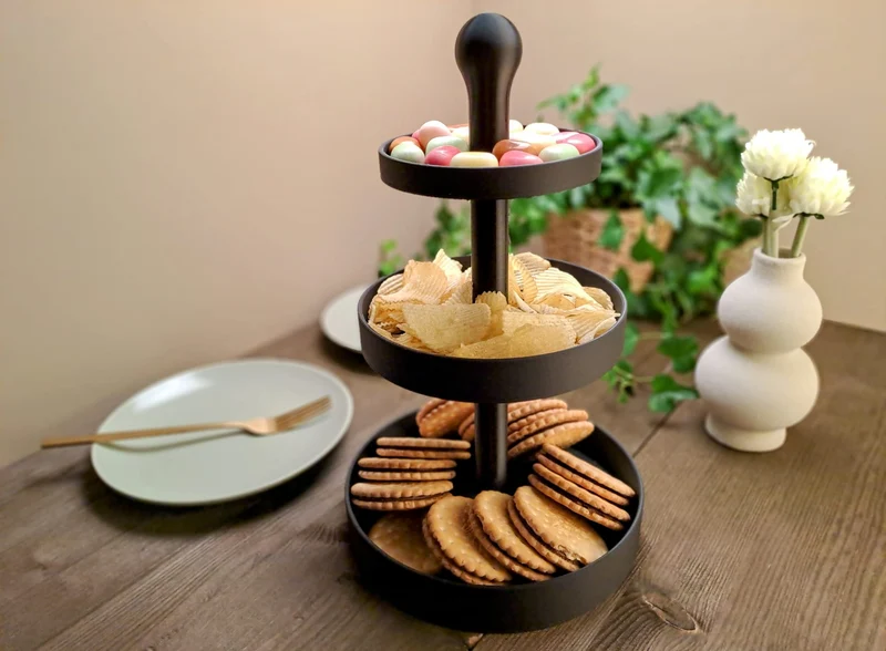 Présentoir de service à trois étages pour snacks et gâteaux