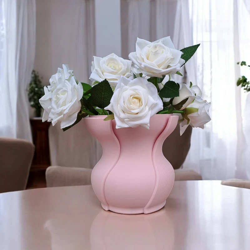 Vase côtelée Aera pour un intérieur moderne