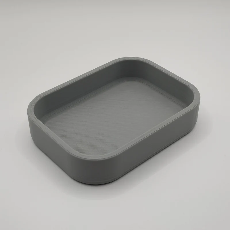 Plateau de rangement minimaliste pour clés et pièces