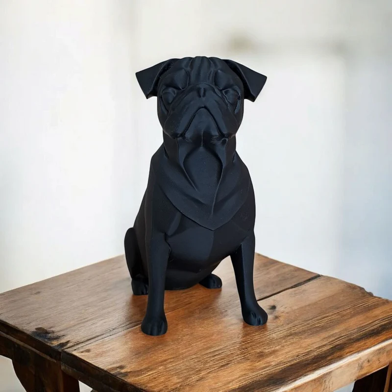 Sculpture minimaliste noire d'un carlin