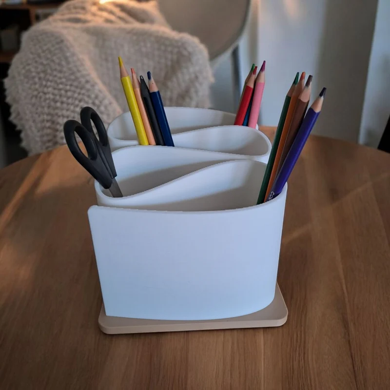Organisateur de bureau moderne ondulé à quatre compartiments
