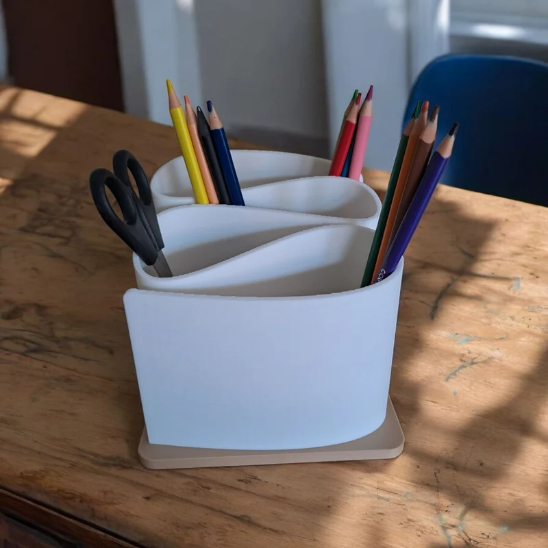 Organisateur de bureau moderne ondulé à quatre compartiments