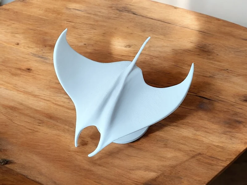 Sculpture décorative de raie blanche