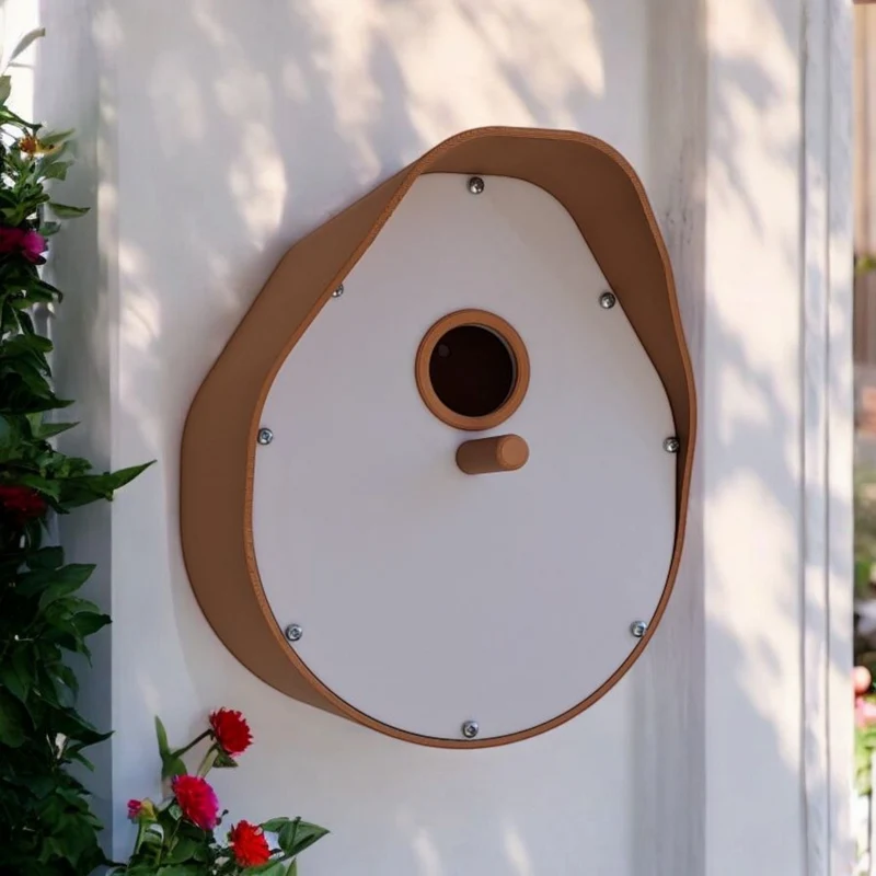 Nichoir moderne incurvé avec toit en forme de cloche