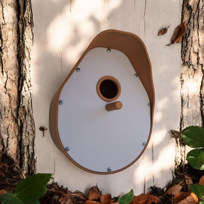Nichoir moderne incurvé avec toit en forme de cloche