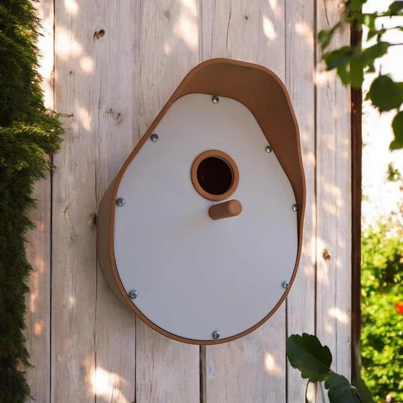 Nichoir moderne incurvé avec toit en forme de cloche
